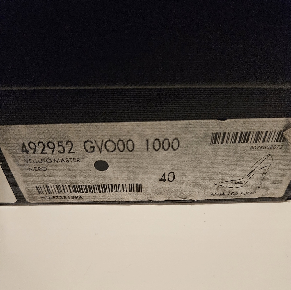 Woman's Saint Laurent Anja Pump - Picture 6 of 6